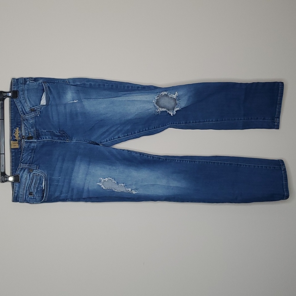 Kut from the kloth size 10 distressed jeans